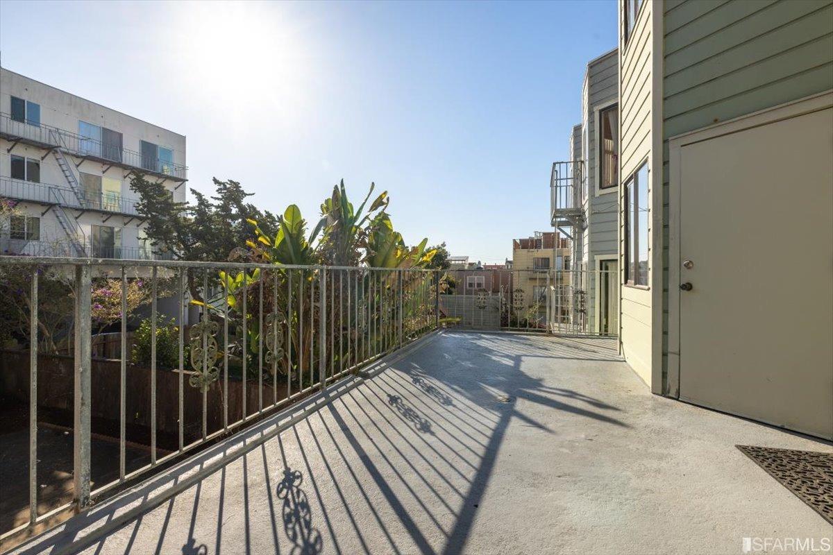 422 45th Avenue