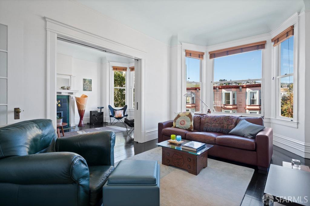 867 Valencia Street