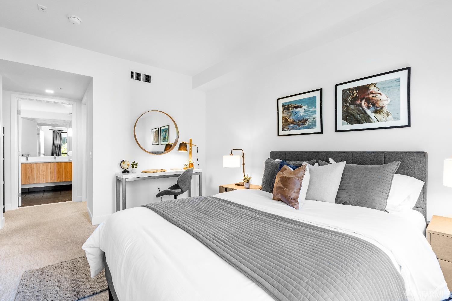 1300 22nd Street Unit: 215