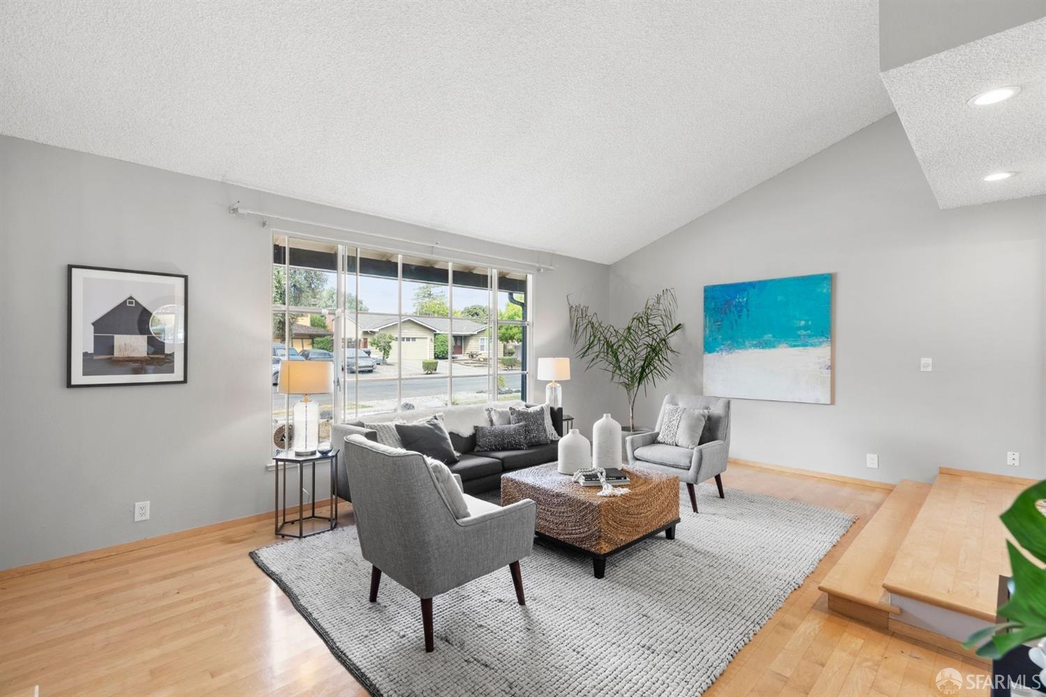 412 Santa Mesa Drive