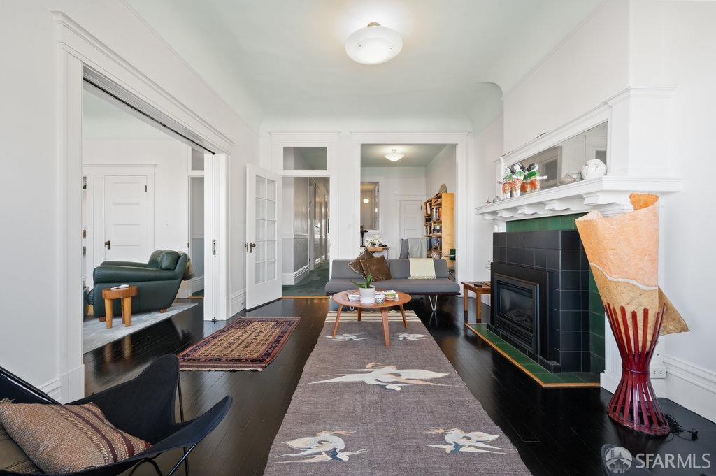 867 Valencia Street